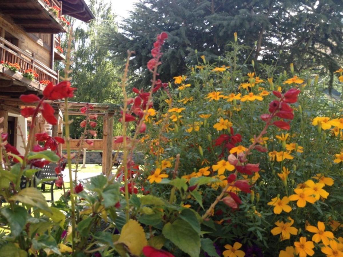 Relais Du Chateau Blanc La Thuile Exterior foto